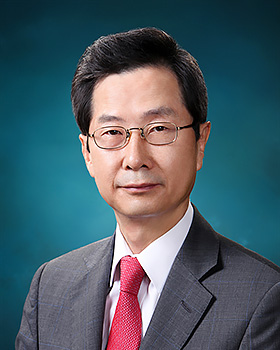 이사장 박인국